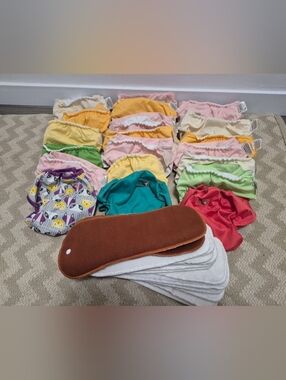 20 Cloth Diapers and Liners - Bumgenius & Rumperooz